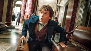 fantastic-beasts-and-where-to-find-them-eddie-redmayne-1